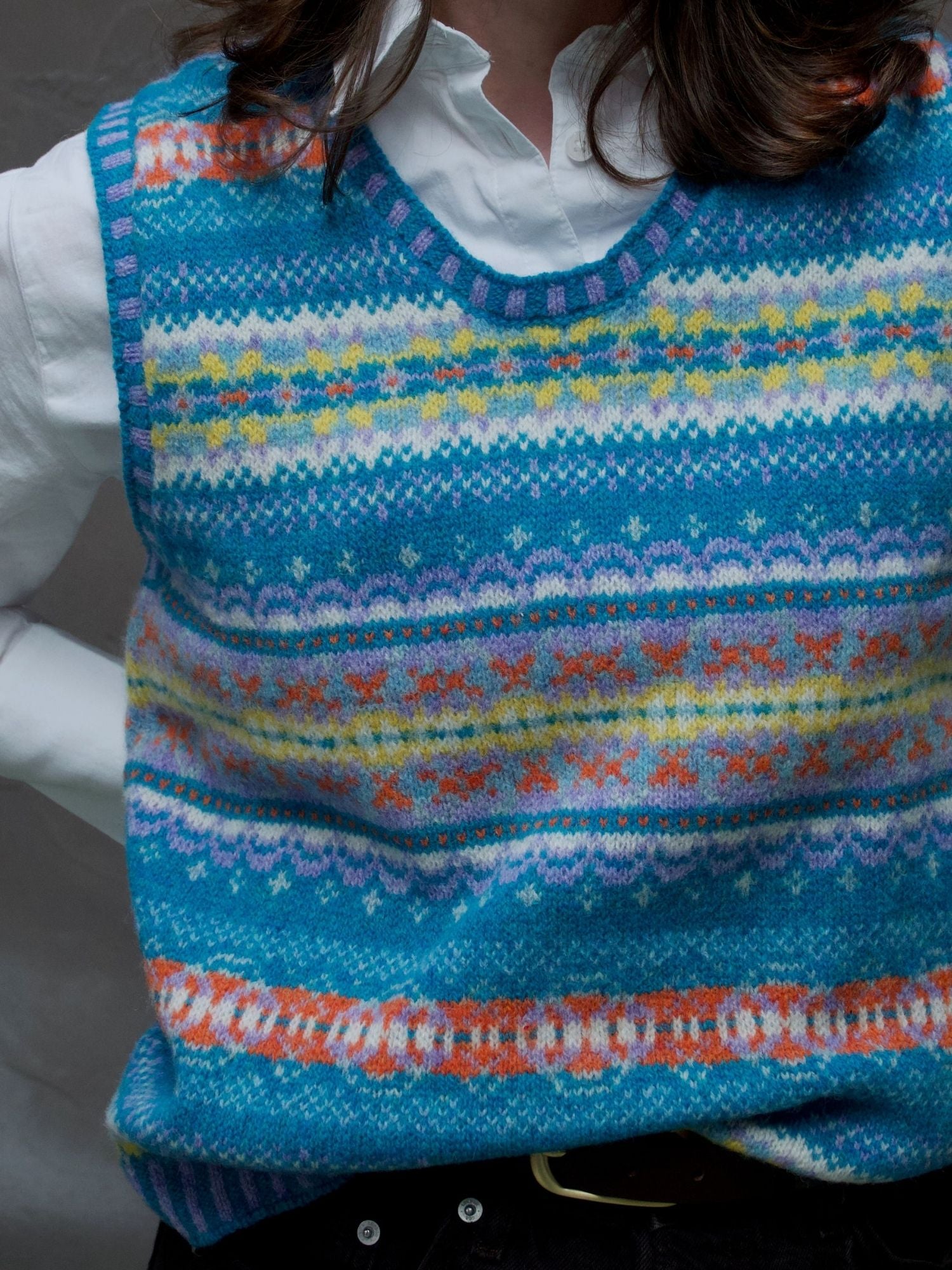 ERIBÉ Westray Fairisle Wool Vest - Strachan Blue | Supersoft