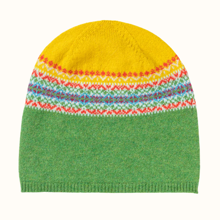 ERIBÉ Women's Fairisle Alloa Beanie 100% Merino Wool Knitted in