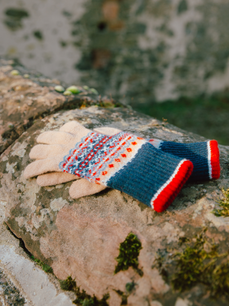 ERIBÉ Alloa Women's Merino Wool Fairisle Gloves Made in Scotland