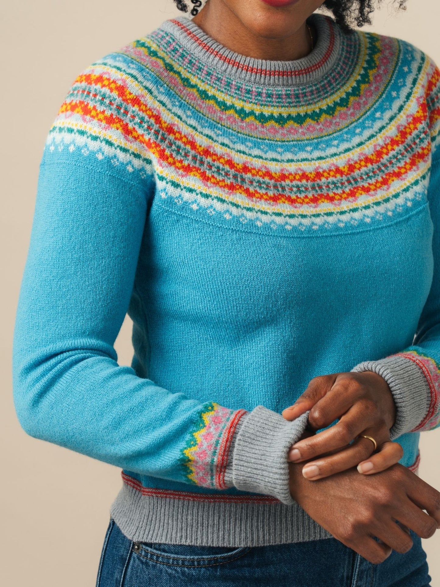Alpine Short Sweater - Aqua detail shot