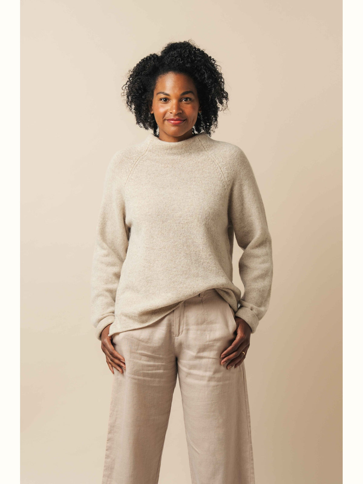 Corry Raglan Sweater Linen