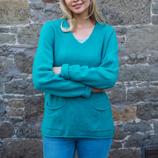 Corry V-Neck Pocket Sweater Shamrock