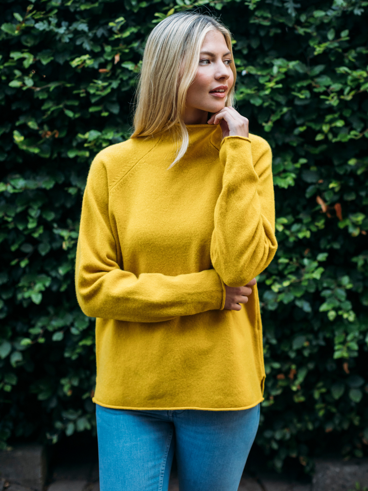 Corry Raglan Sweater Piccallili