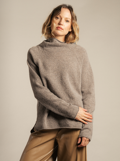 Corry Ladies Raglan Sweater